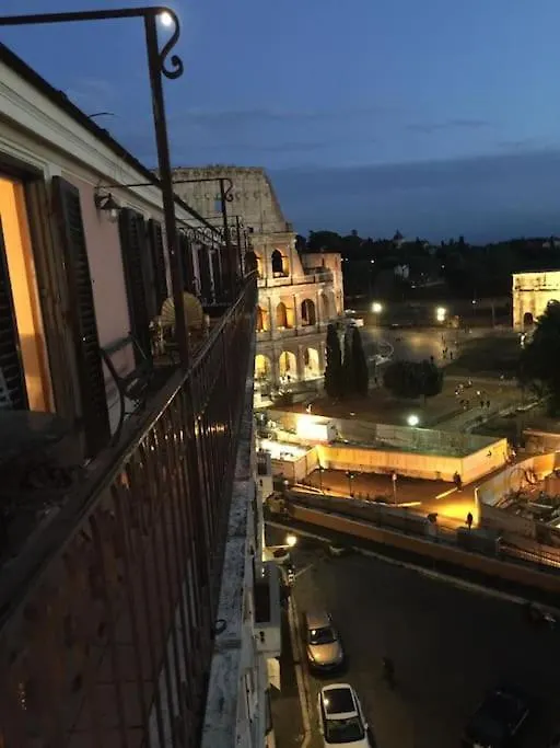 Casa Con Vista Colosseo - Luxury Apartment With Colosseum View Rome
