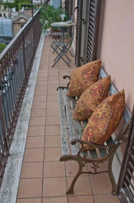 Casa Con Vista Colosseo - Luxury Apartment With Colosseum View Rome